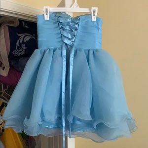 Strapless short size 6/7 kids light blue dress